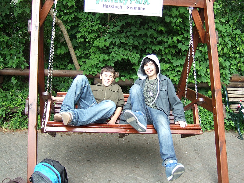 09 05 09 Jugendausflug HolidayPark (9).JPG